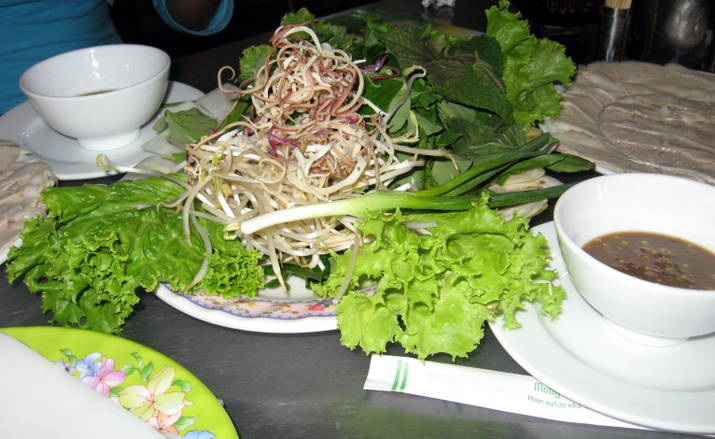 rau sạch bánh tráng thịt heo